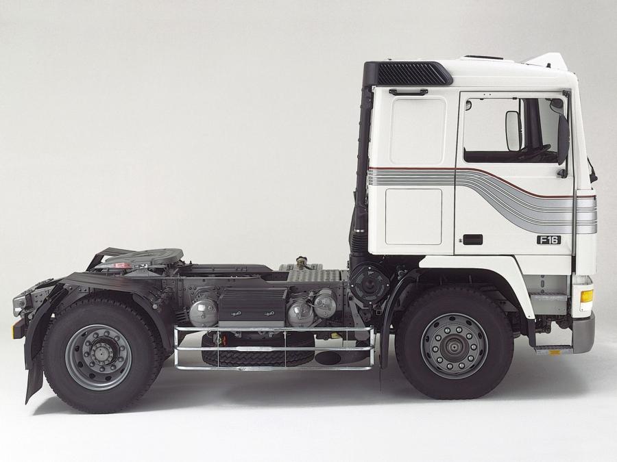  Volvo F16 1987 года  (фото 2 из 3)